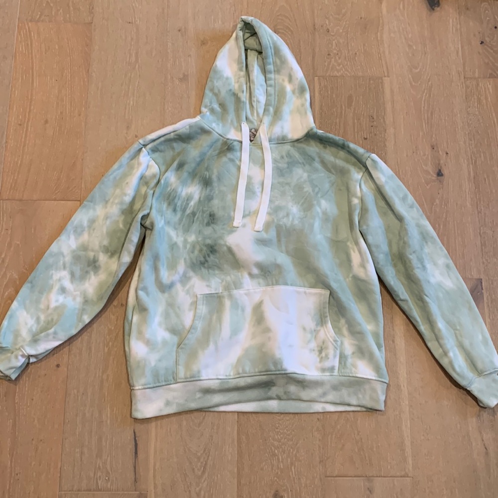 Tie dye sweatshirt with hood